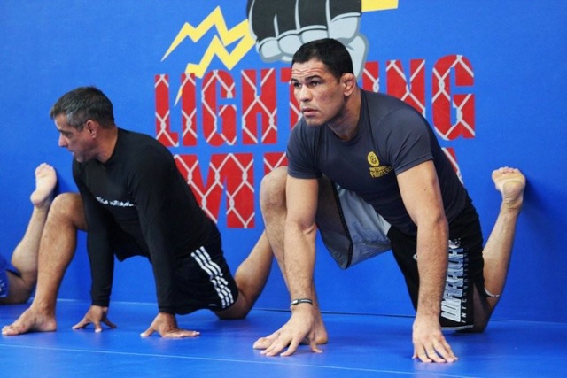 UFC Rio: Minotauro convoca reforço de última hora na Califa