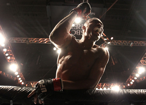 Vídeo: Anderson Silva relembra lesão e como se superou para voltar ao UFC