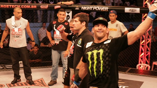 Leo Leite vence no WOCS Foto Bernardo Mantuano e já se permite sonhar com UFC