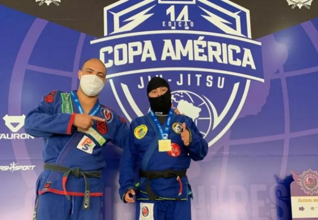 Atleta com síndrome de Down recebe a faixa-preta na Copa América de Jiu-Jitsu